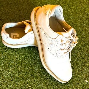 Women’s Foot Joy Golf Shoe size 8
